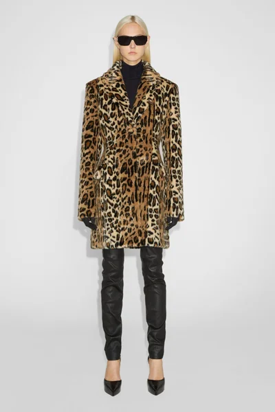 Look 15
